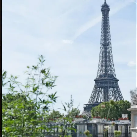 Rue Saint Didier Champs Elysees *